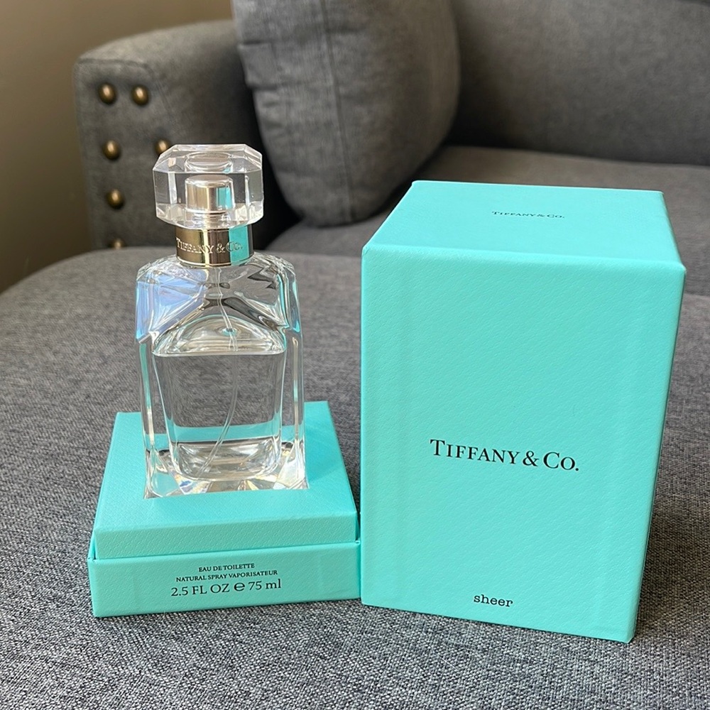 Tiffany & Co - Picture 3 of 5